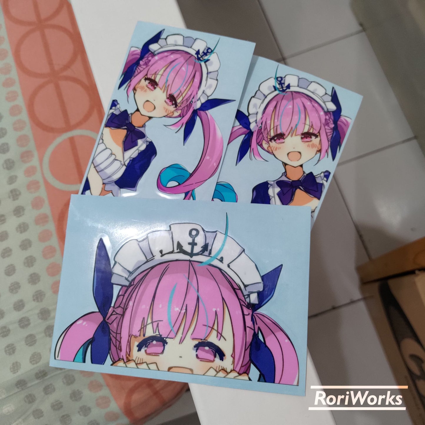 Stiker Intip - Aqua Minato