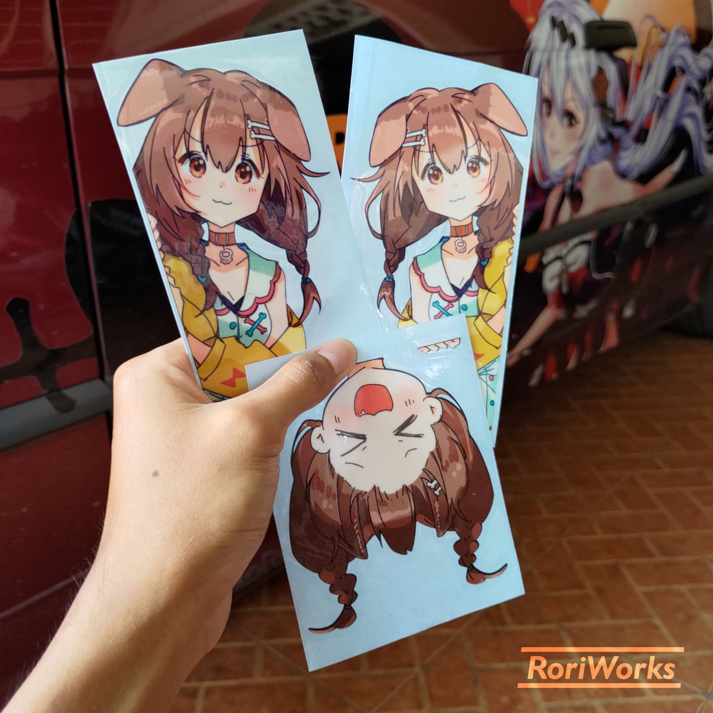 Stiker Intip - Korone Inugami