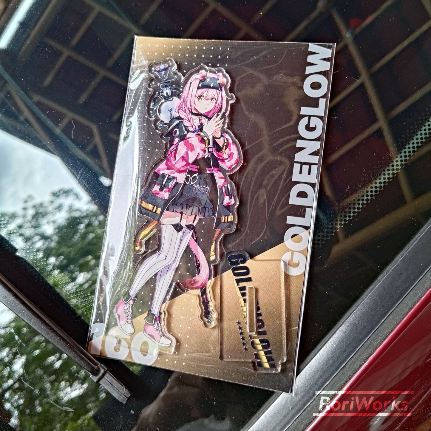 Standee - Goldenglow