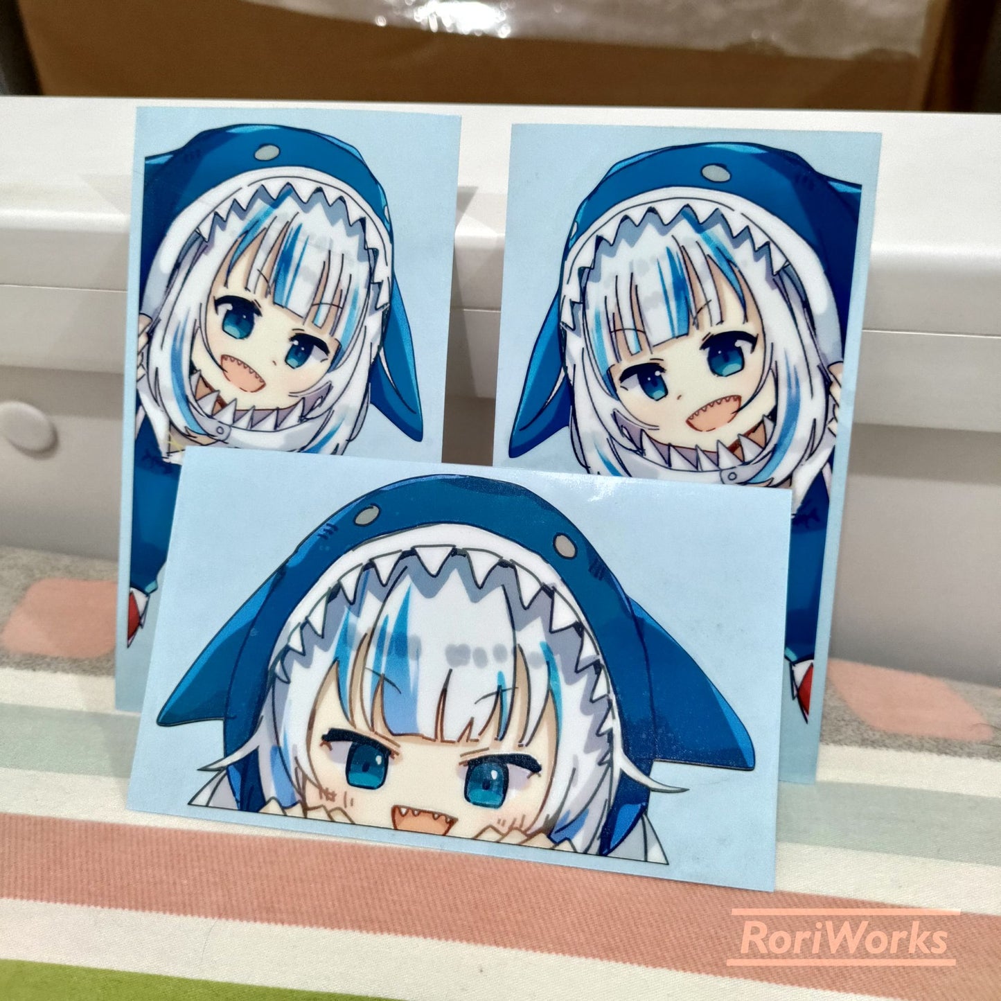 Stiker Intip - Gura Gawr