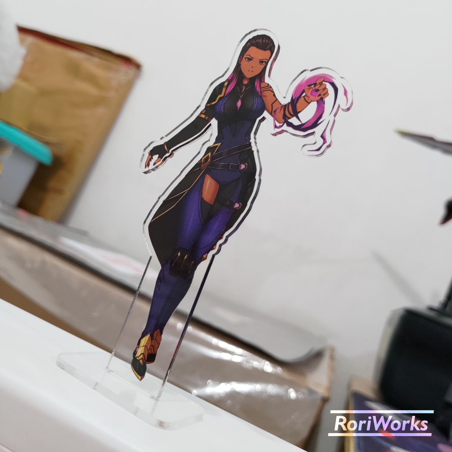 Standee - Reyna