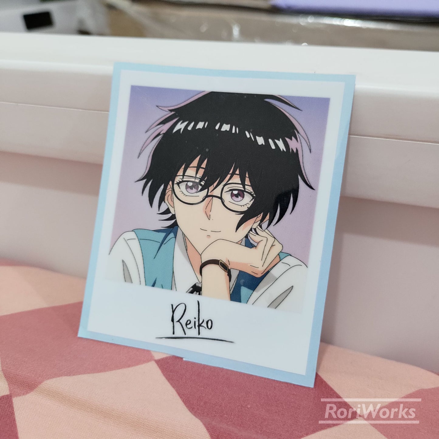 Stiker Polaroid Reiko Kujirai | Kowloon Generic Romance