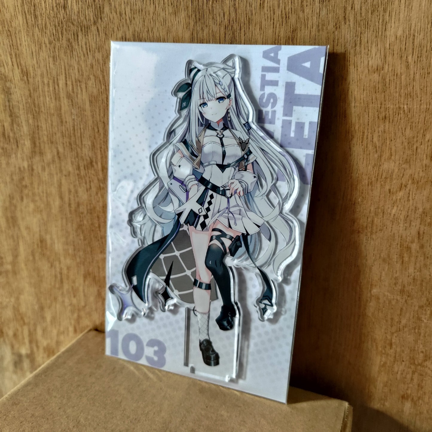 Standee - Zeta Vestia