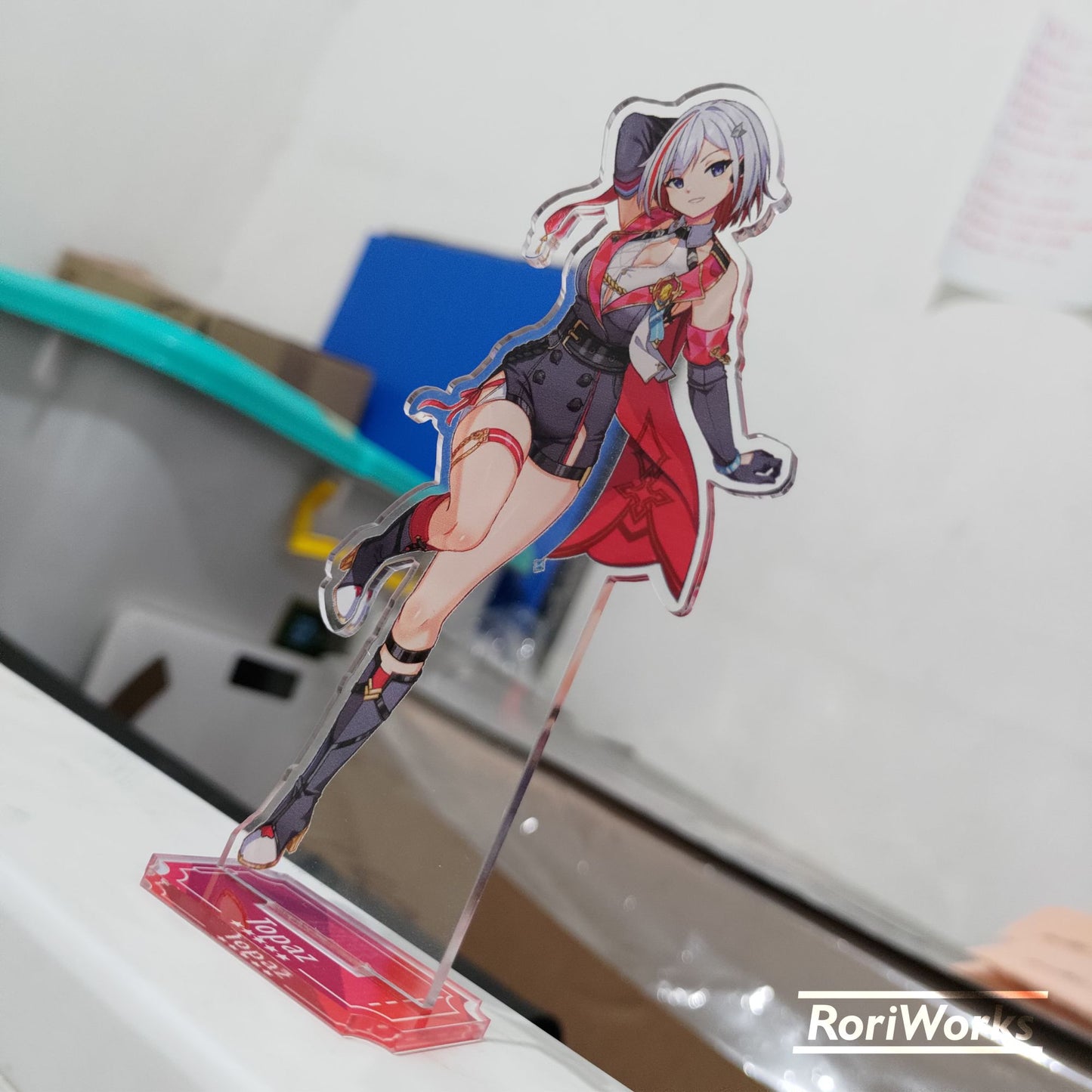 Standee - Topaz
