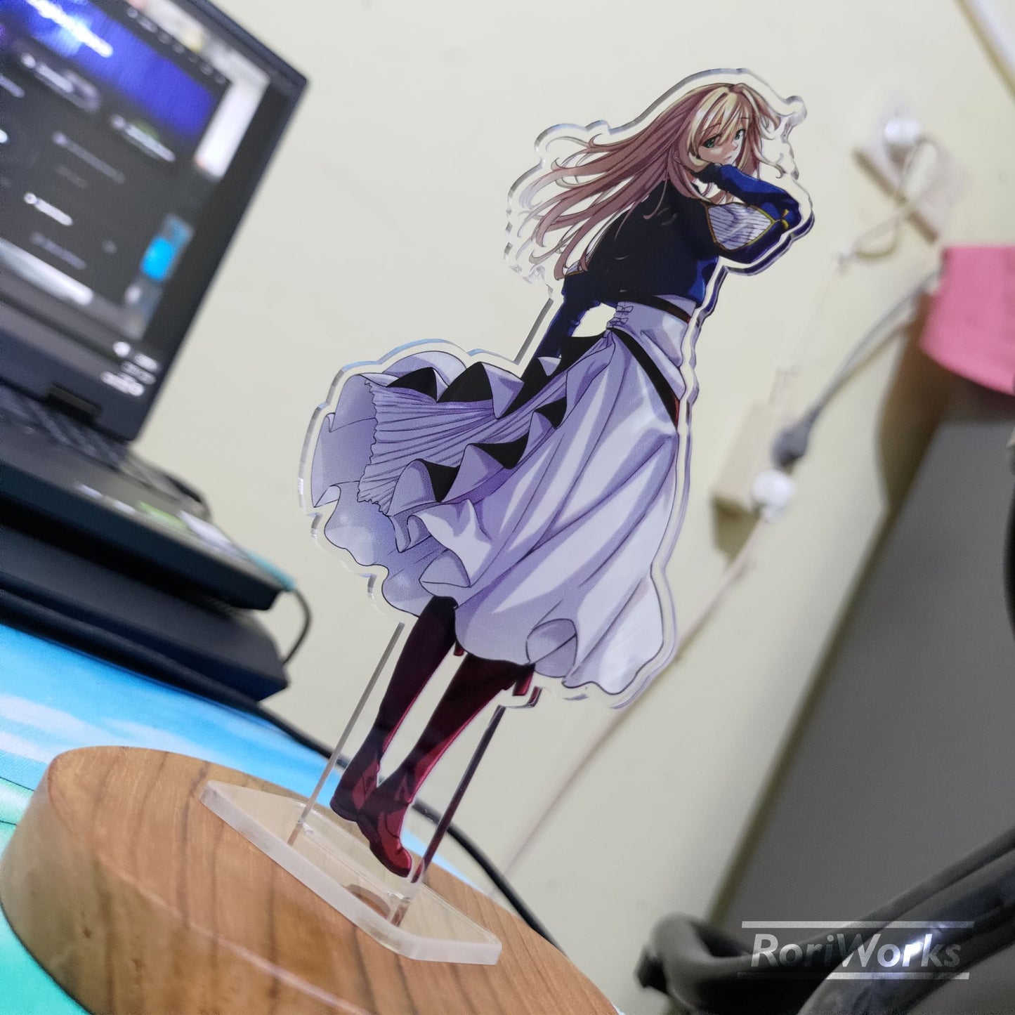 Standee - Violet Evergarden