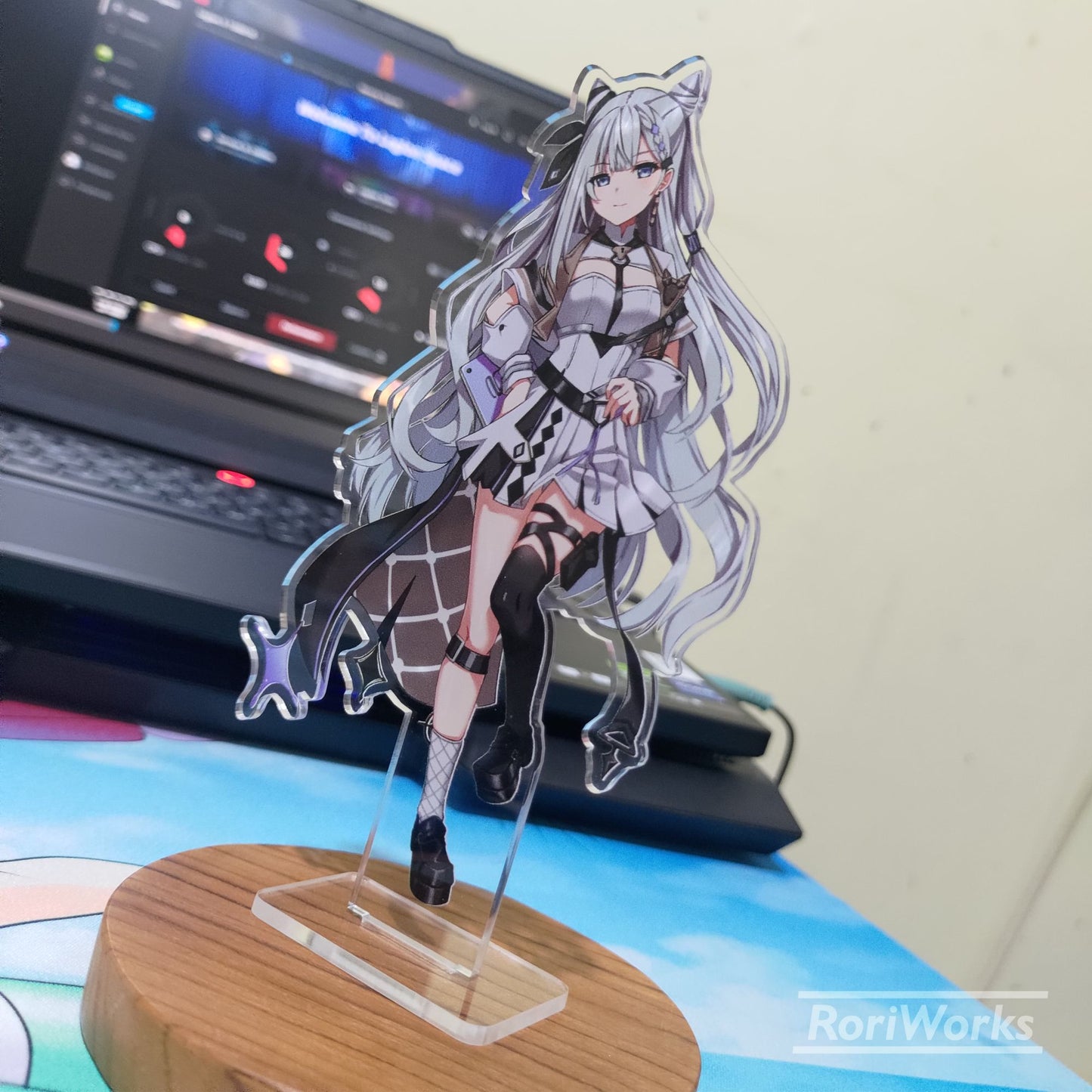Standee - Zeta Vestia